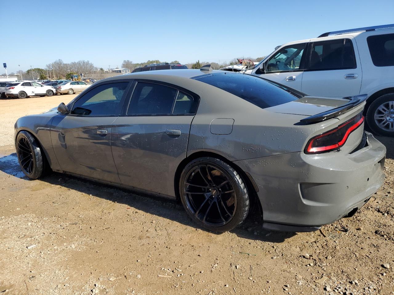2019 Dodge Charger - Image 2