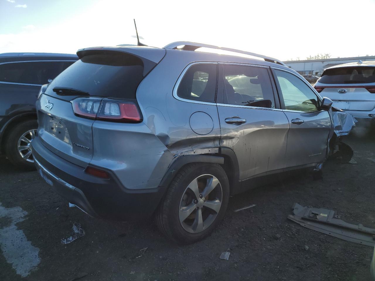2020 Jeep Grand Cherokee - Image 3