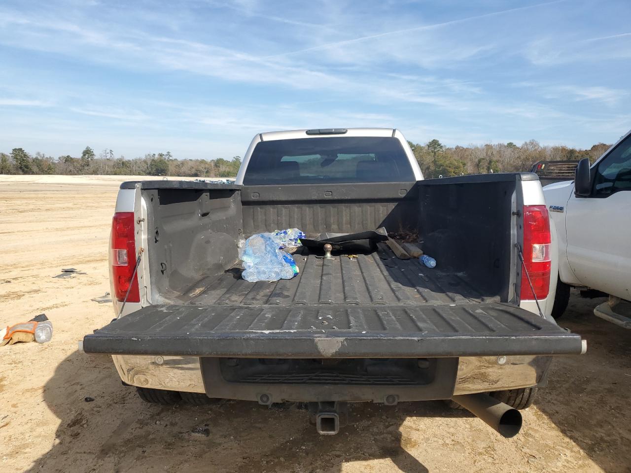 2008 Chevrolet Silverado - Image 6