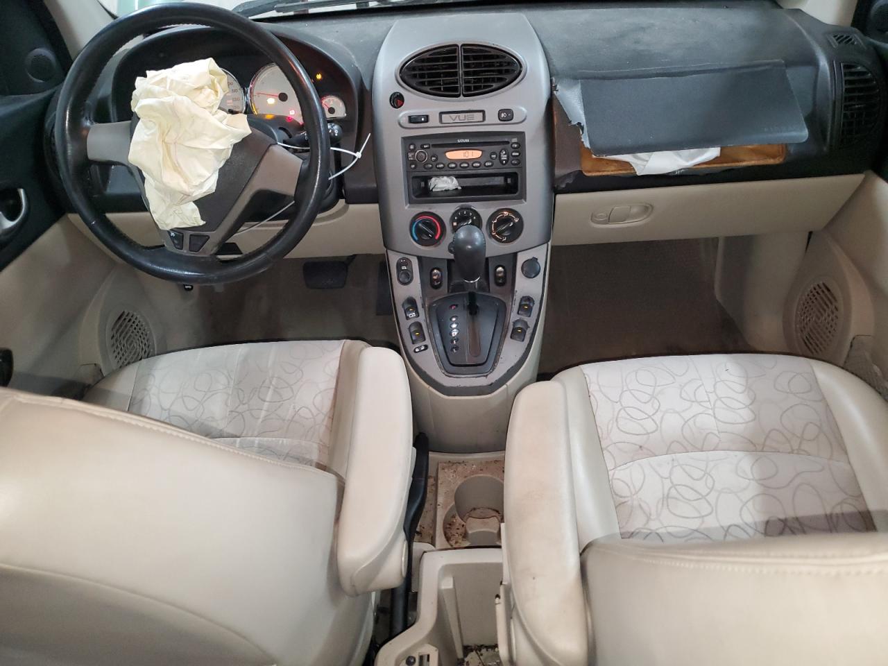 2004 Saturn VUE - Image 8