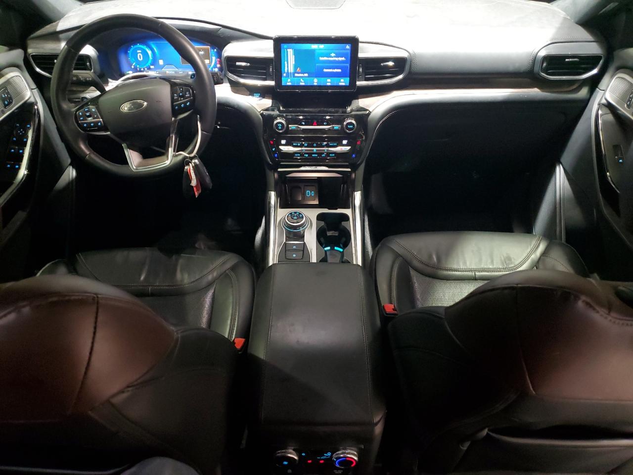 2021 Ford Explorer - Image 8
