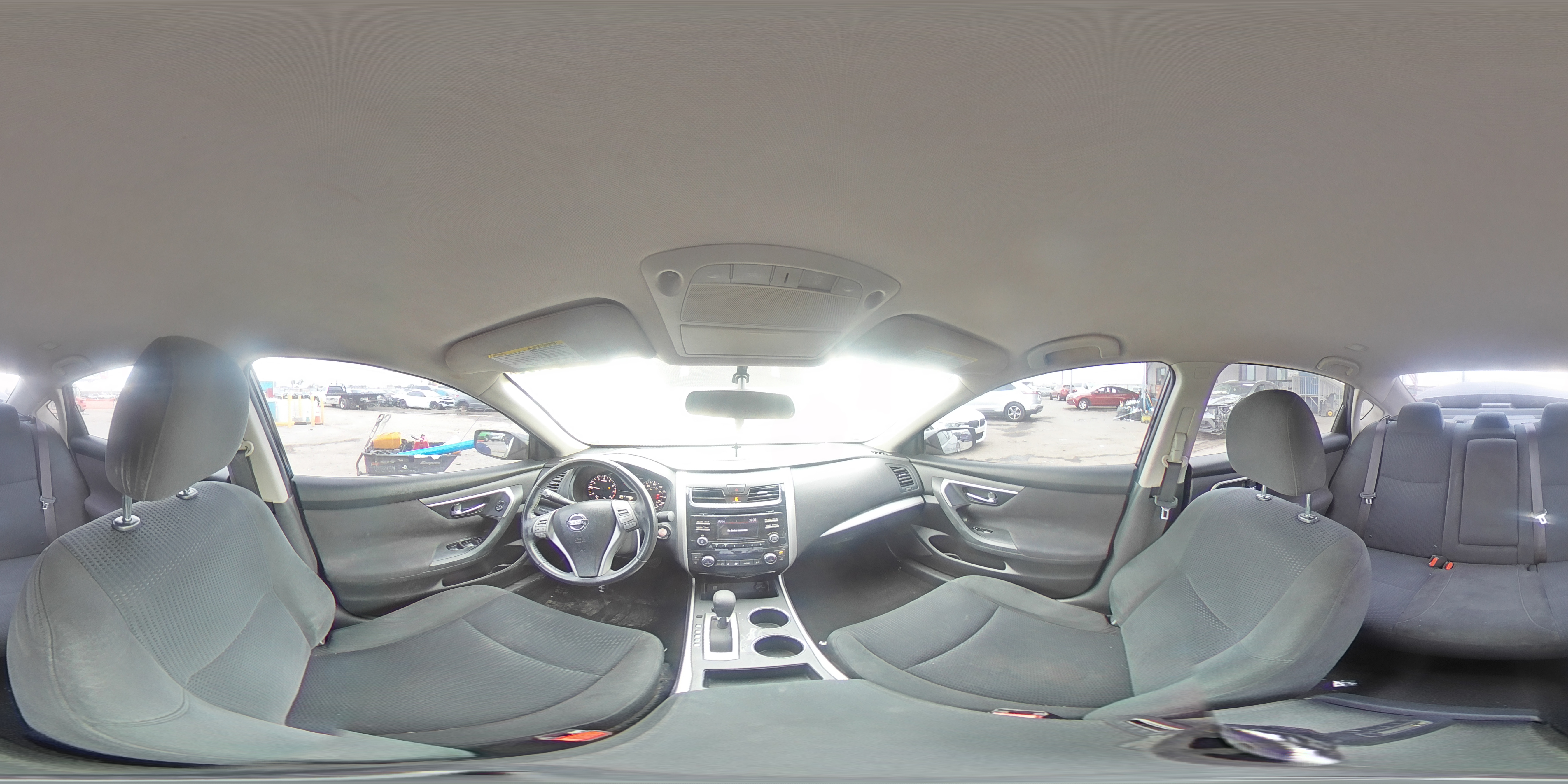 2015 Nissan Altima - Image 13