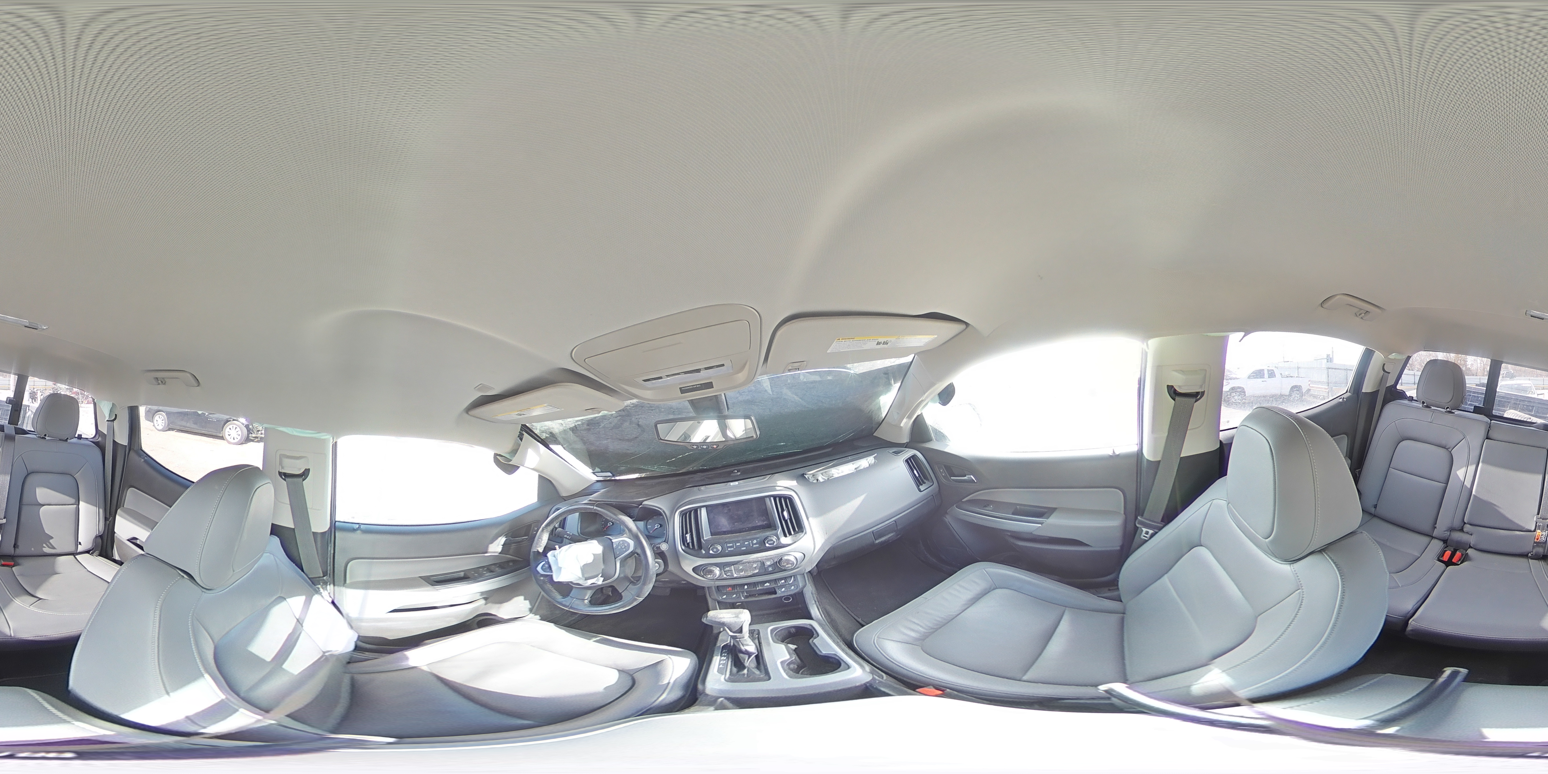 2018 Chevrolet Colorado - Image 13