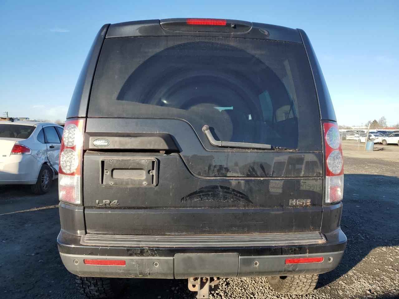 2011 Land Rover LR4 - Image 6