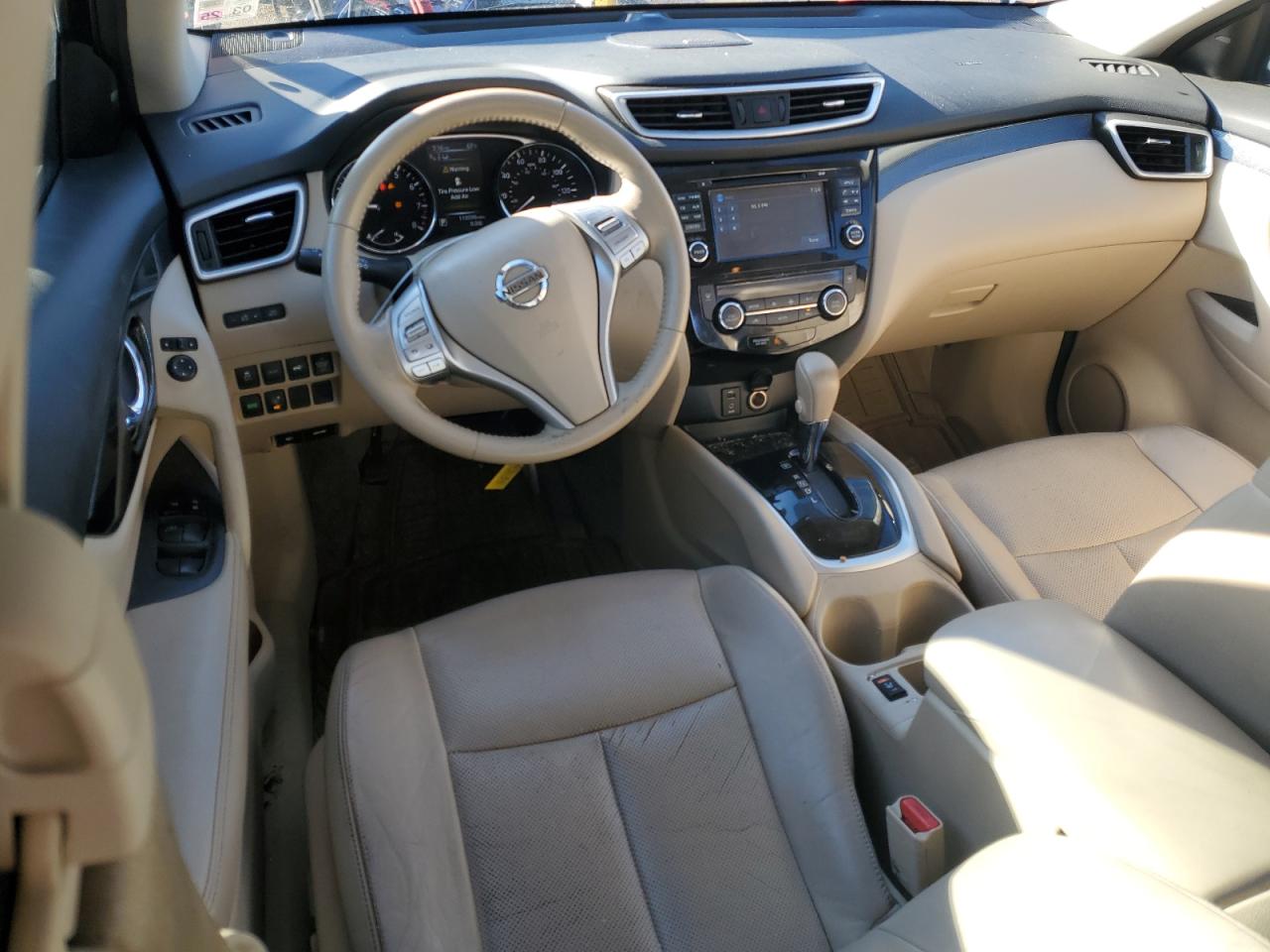 2015 Nissan Rogue - Image 8