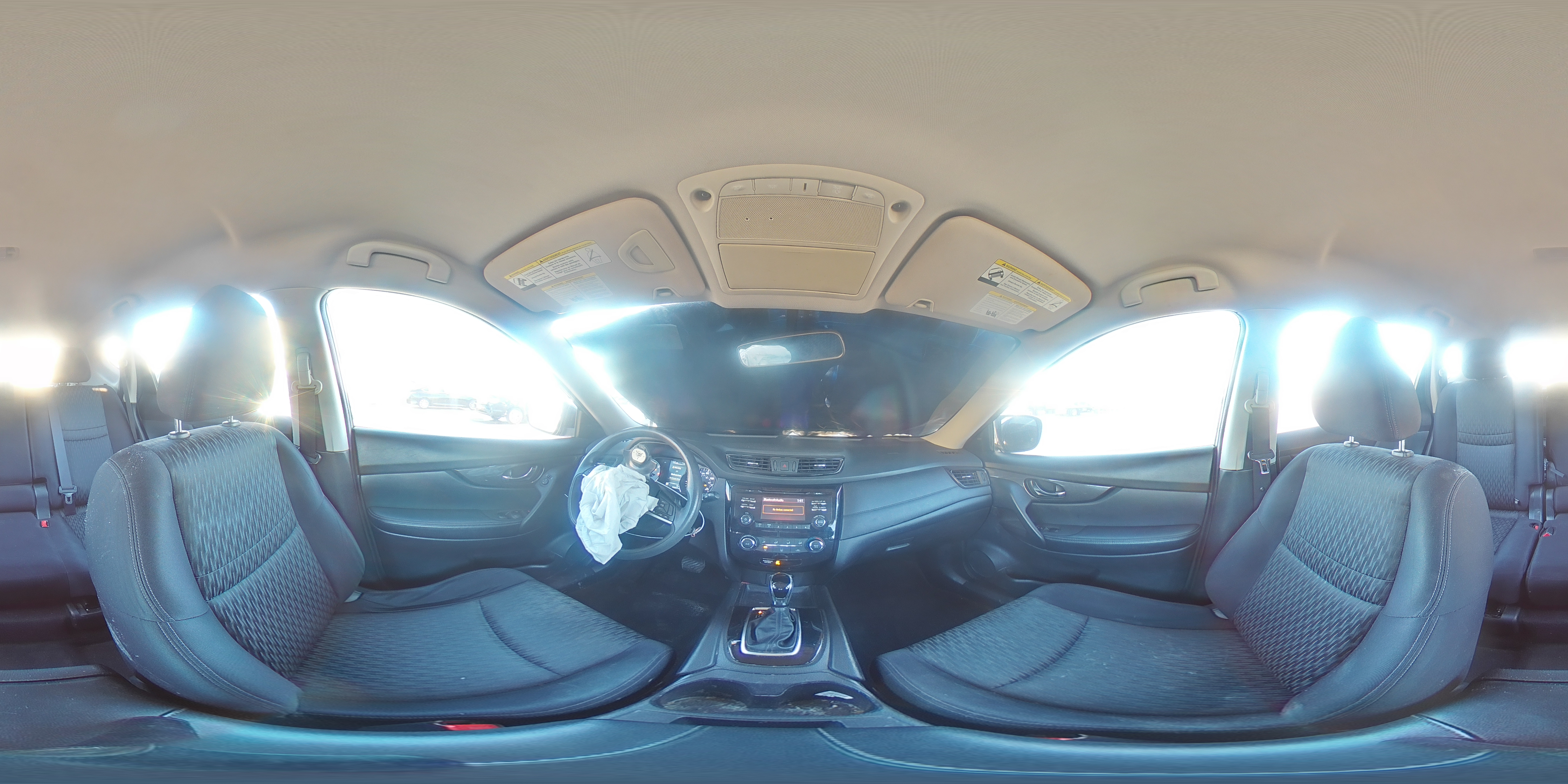2017 Nissan Rogue - Image 15