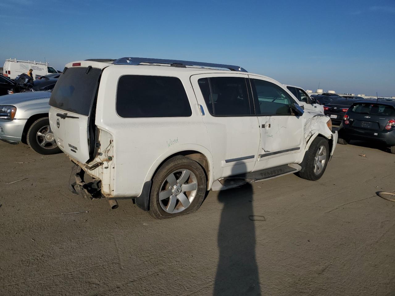 2010 Nissan Armada - Image 3