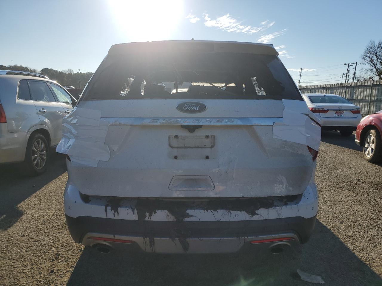 2017 Ford Explorer - Image 6