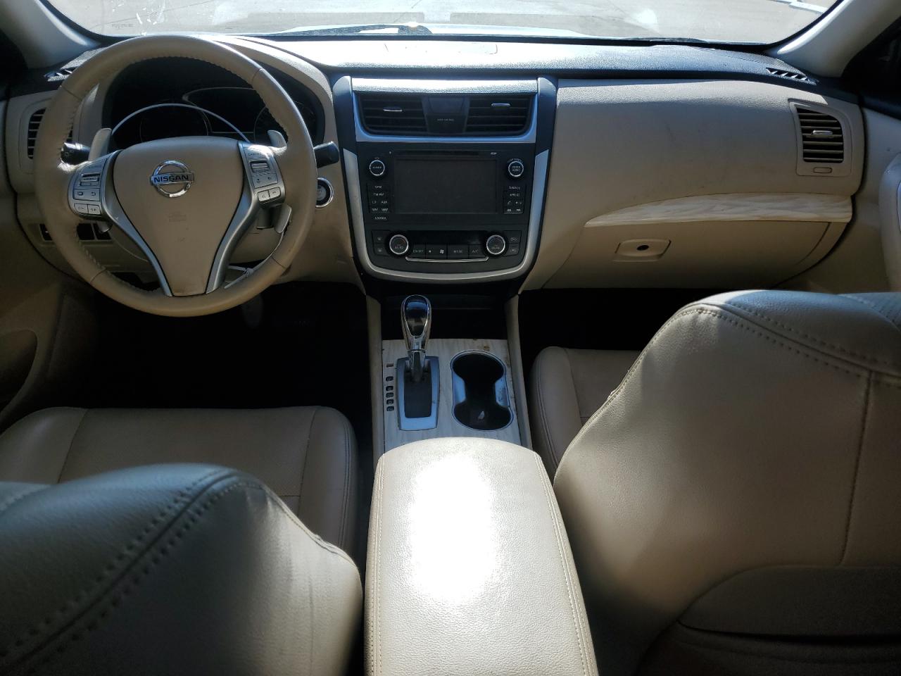 2017 Nissan Altima - Image 8