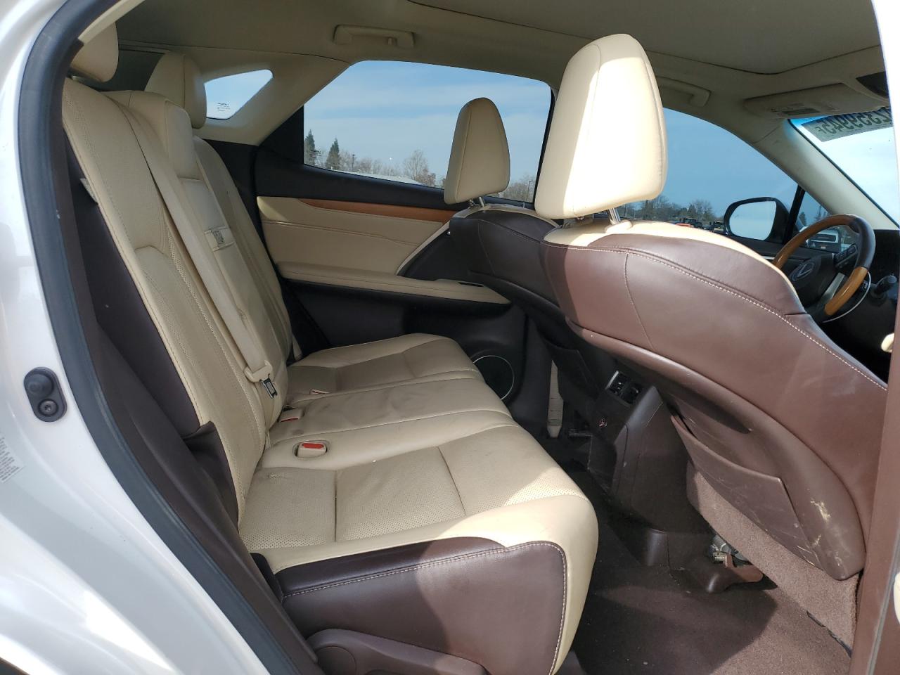 2016 Lexus RX - Image 11