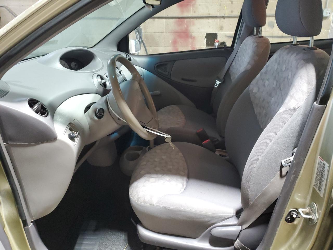 2001 Toyota Echo - Image 7