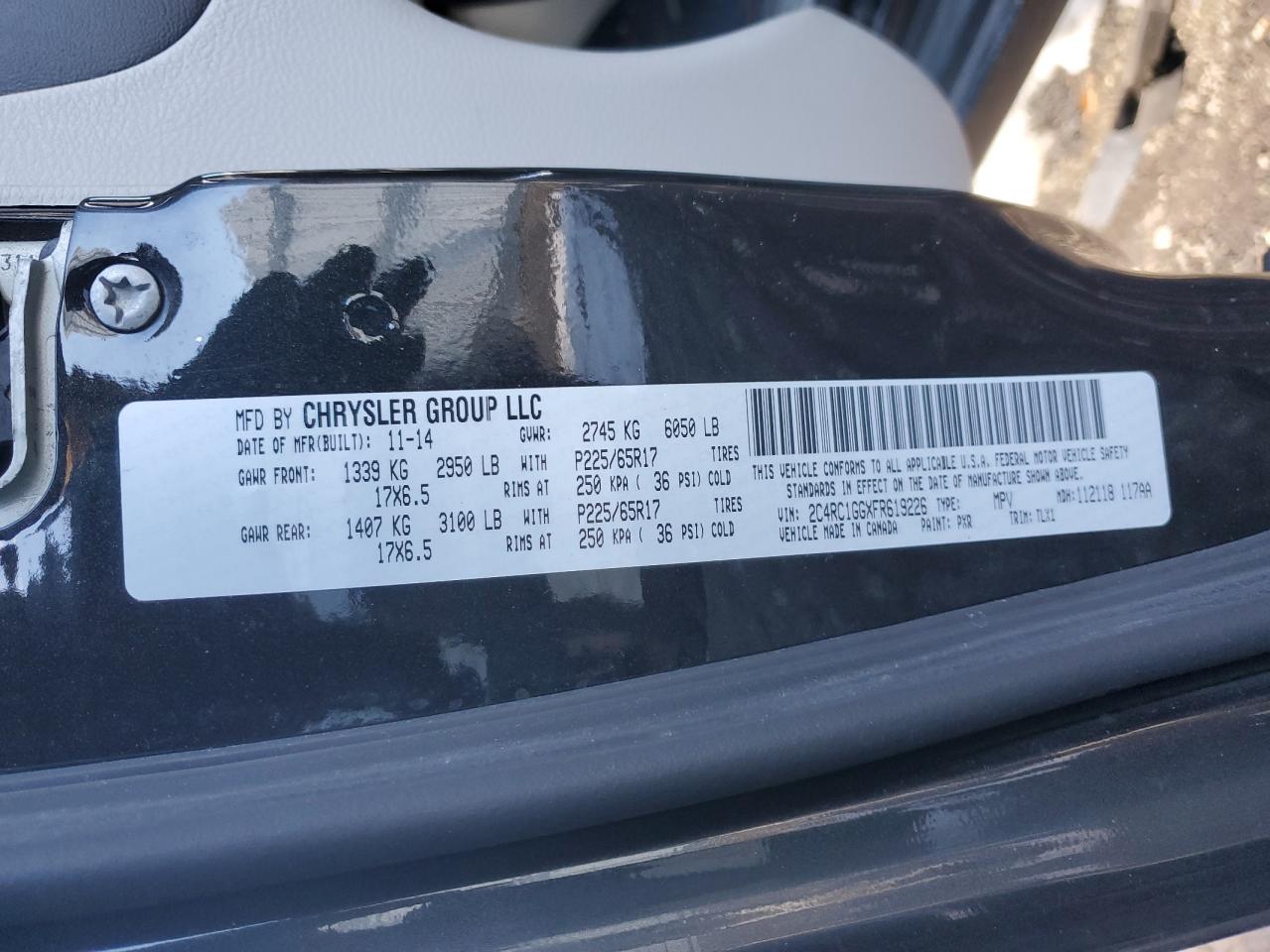 2015 Chrysler Town & Country - Image 13