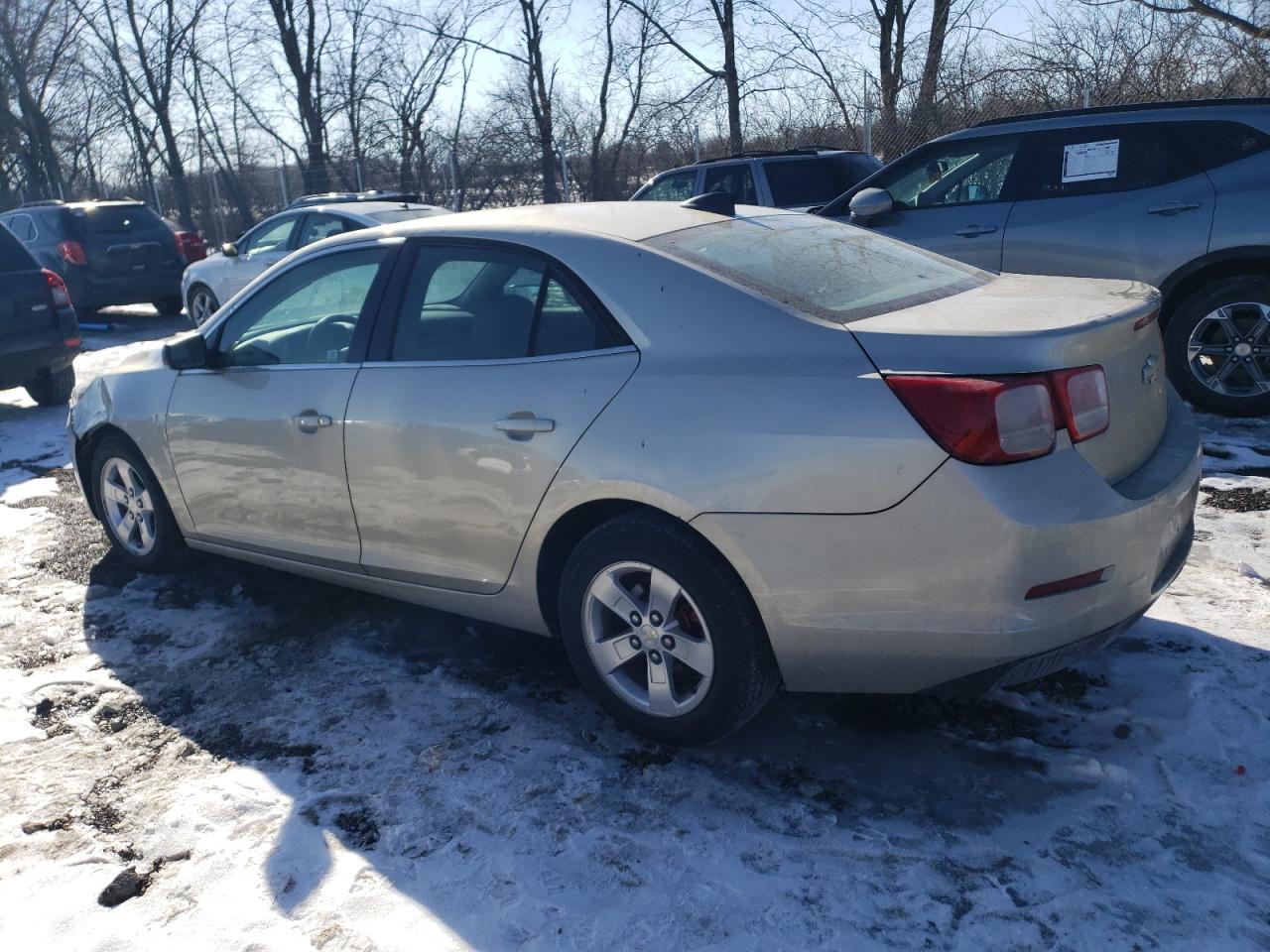 2016 Chevrolet Malibu - Image 2