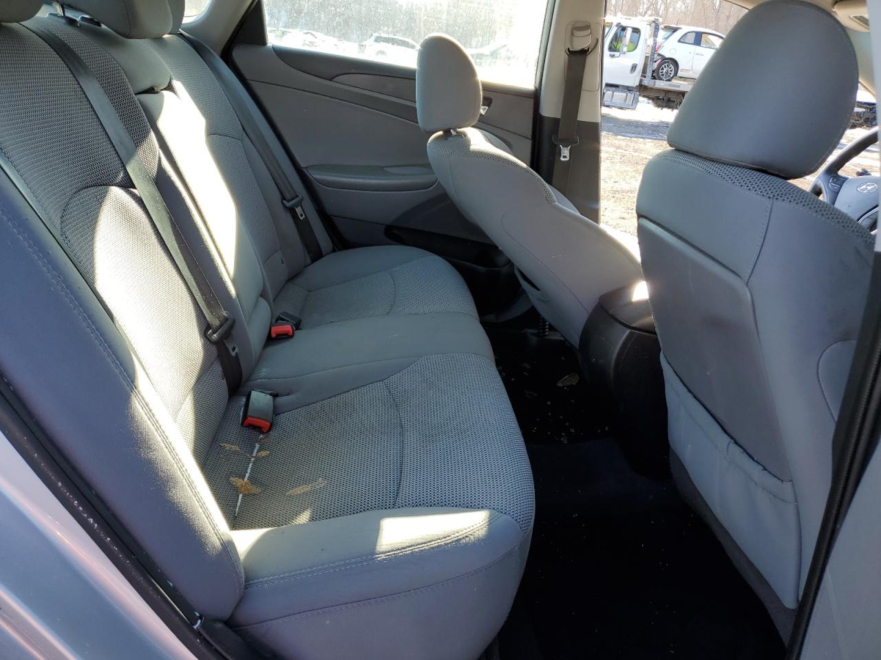 2013 Hyundai Sonata - Image 10