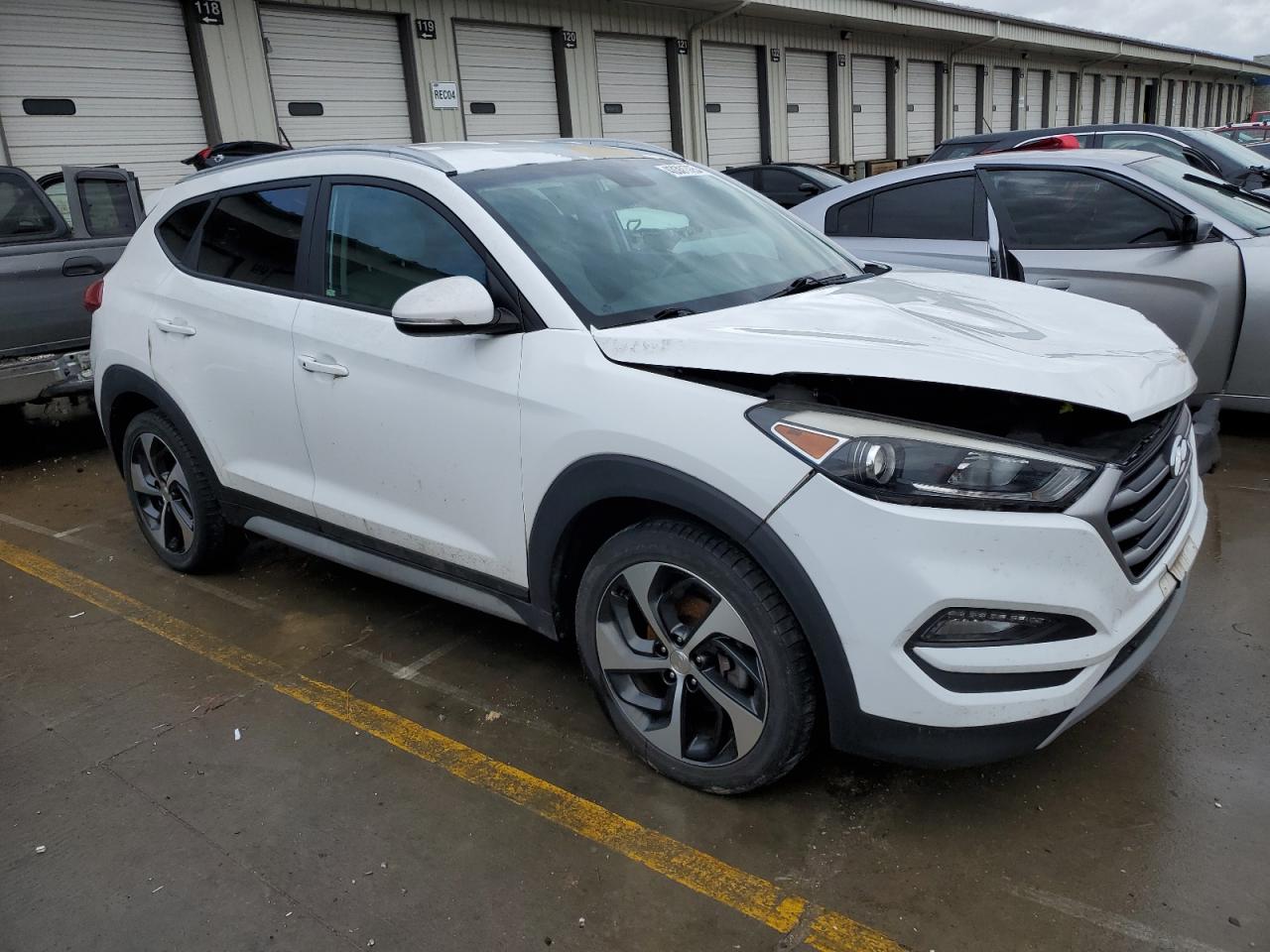 2017 Hyundai Tucson - Image 4
