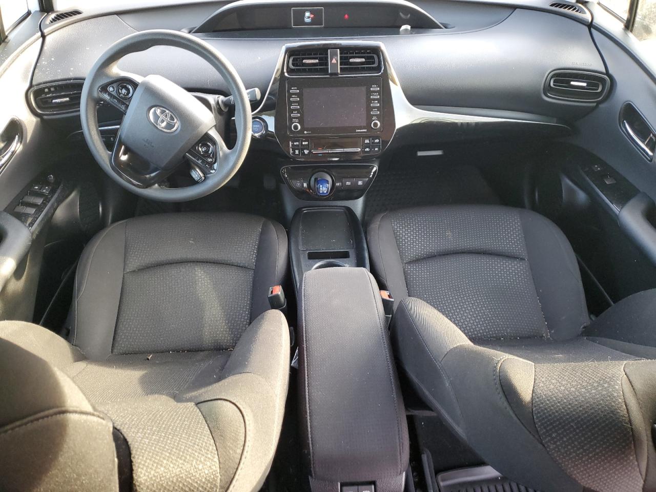 2022 Toyota Prius - Image 8