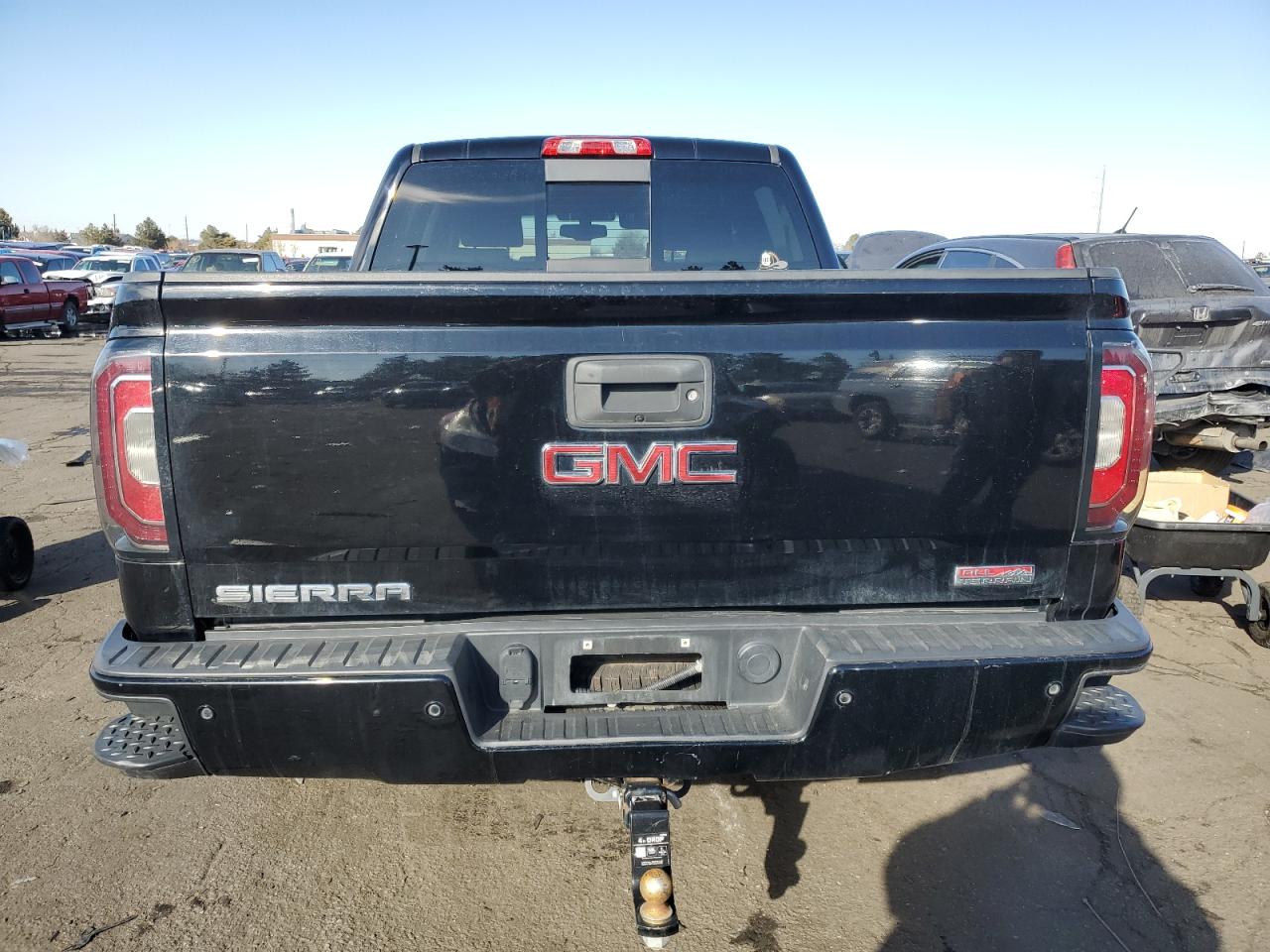 2018 GMC Sierra - Image 6