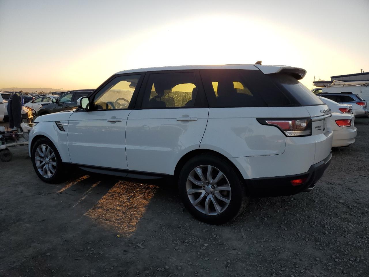 VIN SALWR2PFXGA656094 2016 LAND ROVER RANGEROVER no.2