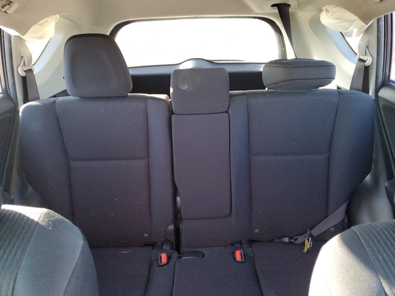 2016 Toyota RAV 4 - Image 10