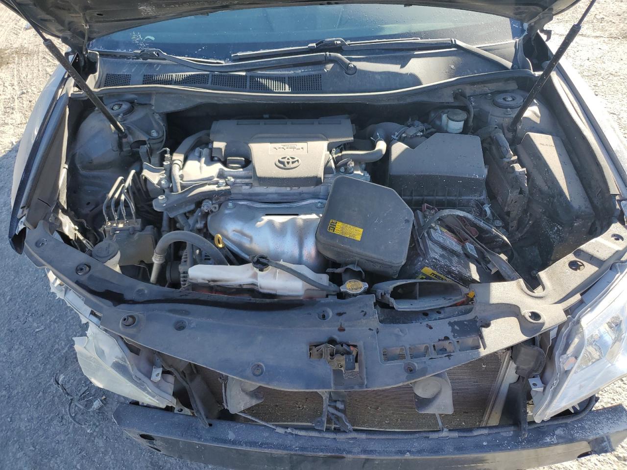 2012 Toyota Camry - Image 12
