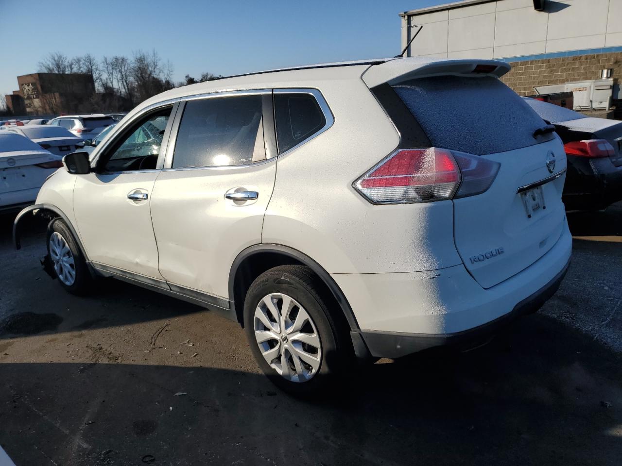2014 Nissan Rogue - Image 2