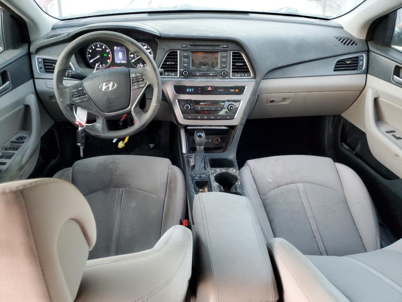 2015 Hyundai Sonata - Image 8