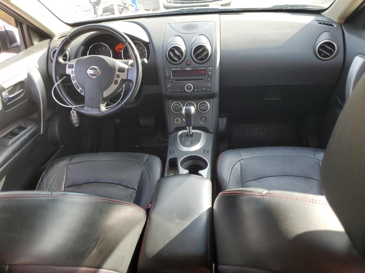 2010 Nissan Rogue - Image 8