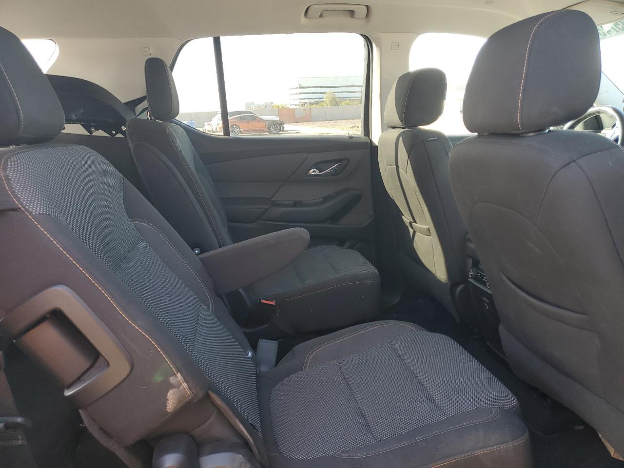 2018 Chevrolet Traverse - Image 10