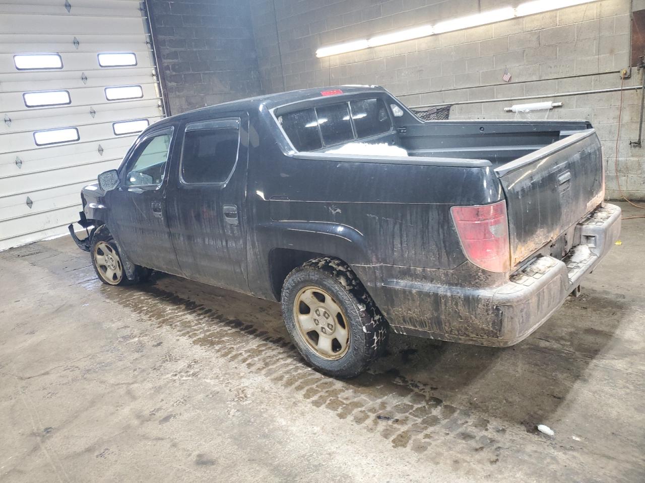 2009 Honda Ridgeline - Image 2