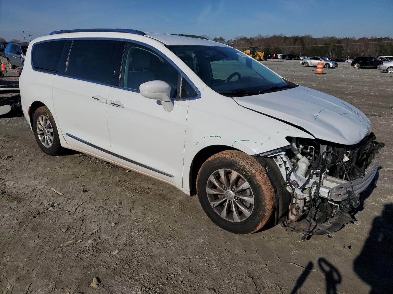 2019 Chrysler Pacifica - Image 4