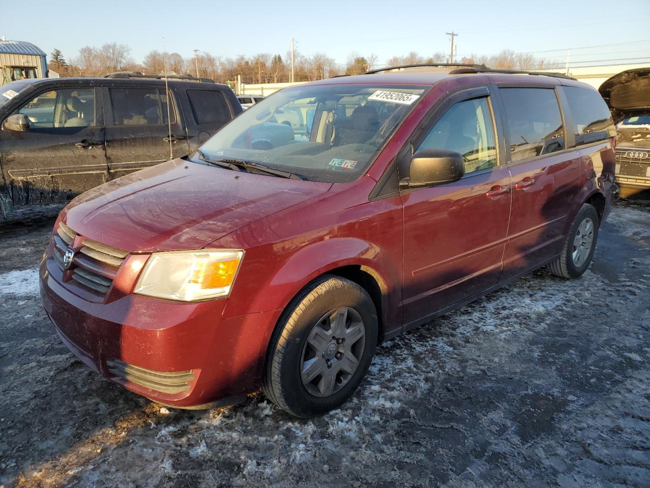 2009 Dodge Caravan - Image 1