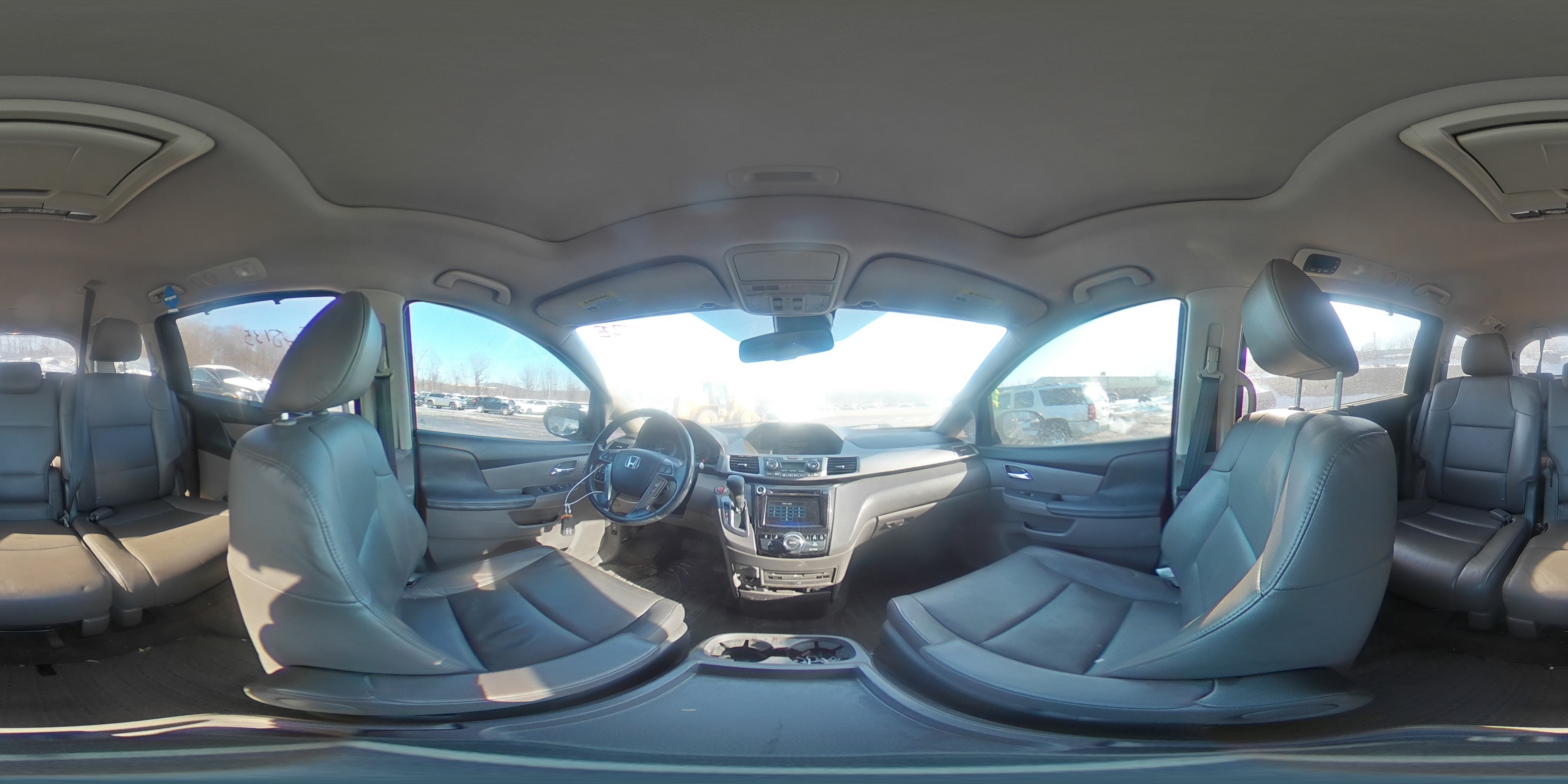 2016 Honda Odyssey - Image 13