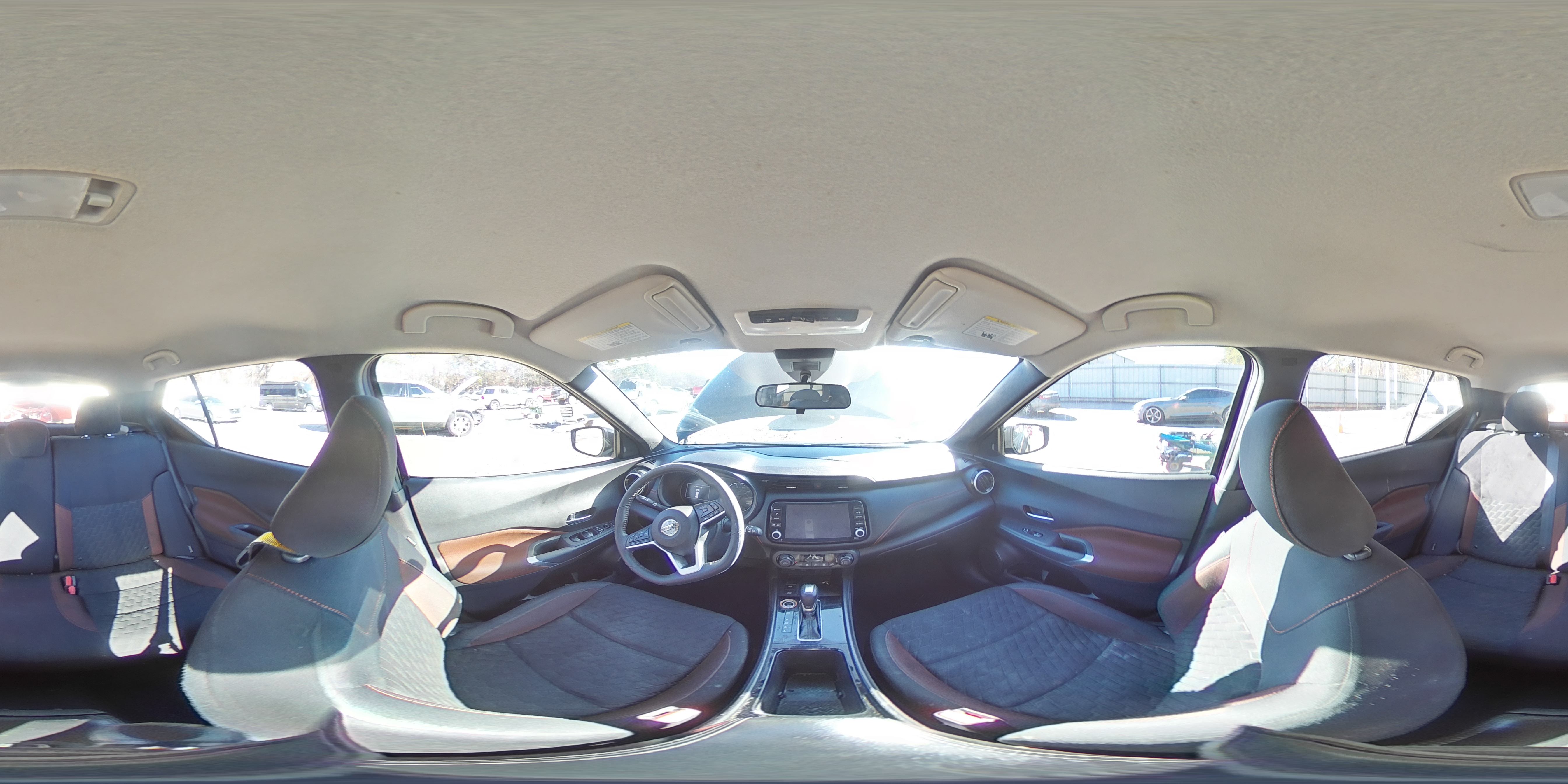 2021 Nissan Kicks - Image 16