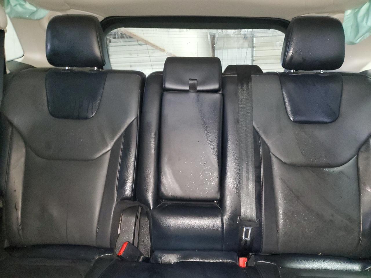 2019 Ford Edge - Image 10