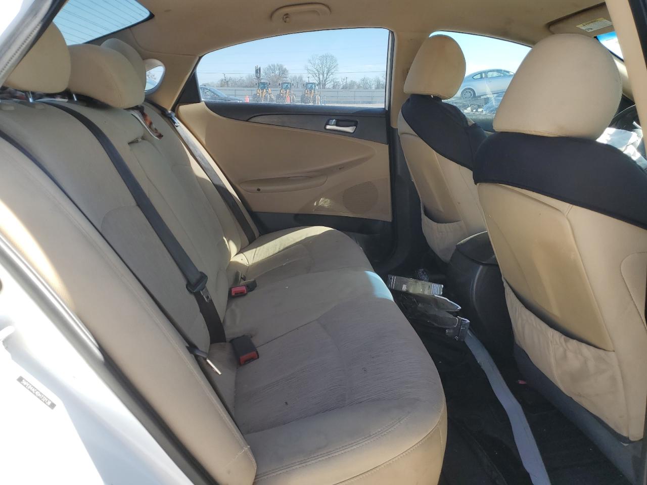 2013 Hyundai Sonata - Image 10