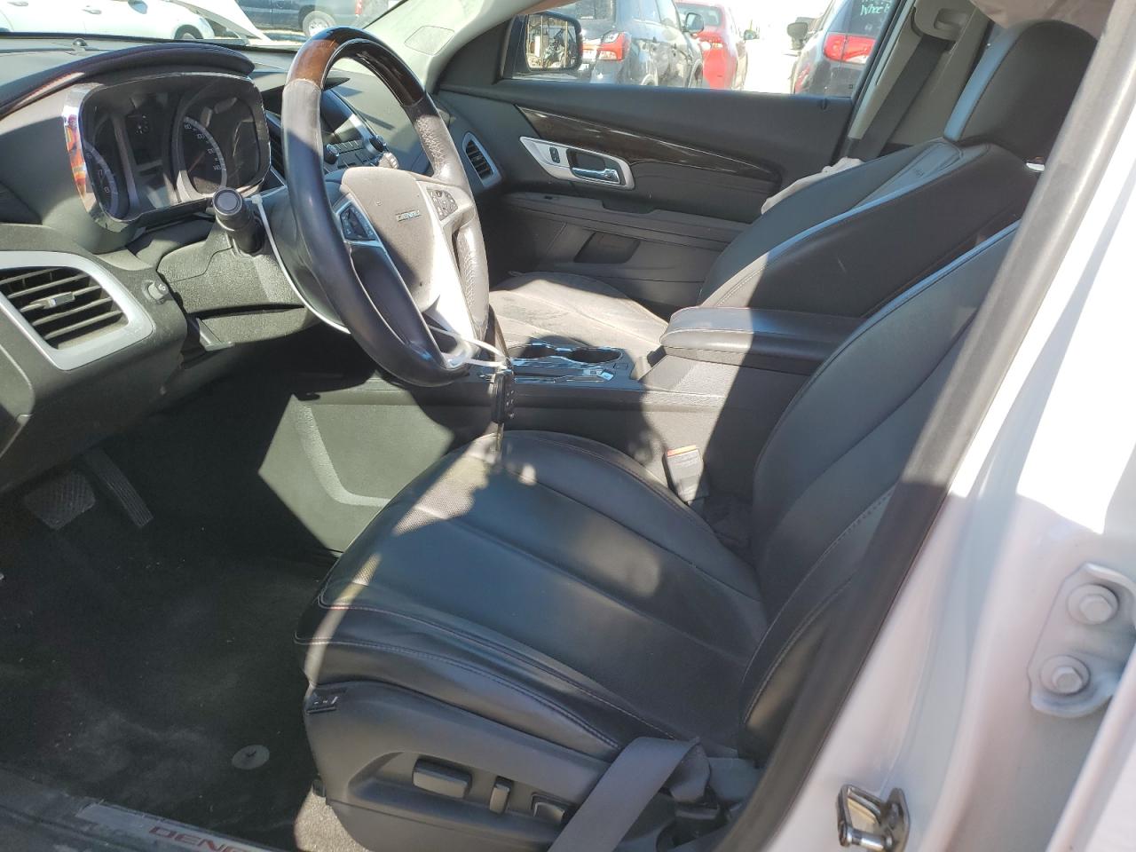 2015 GMC Terrain - Image 7