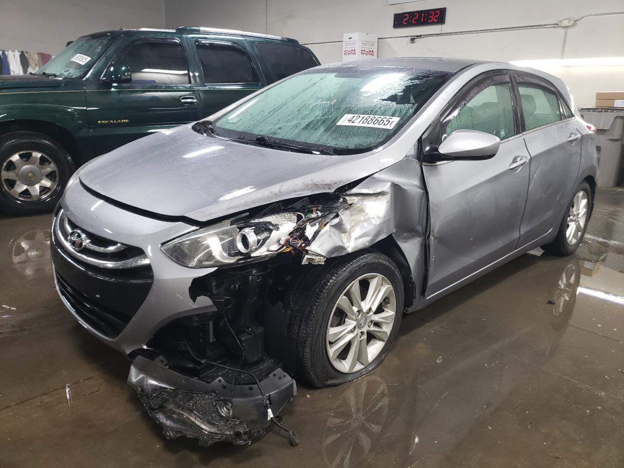 2013 Hyundai Elantra - Image 1