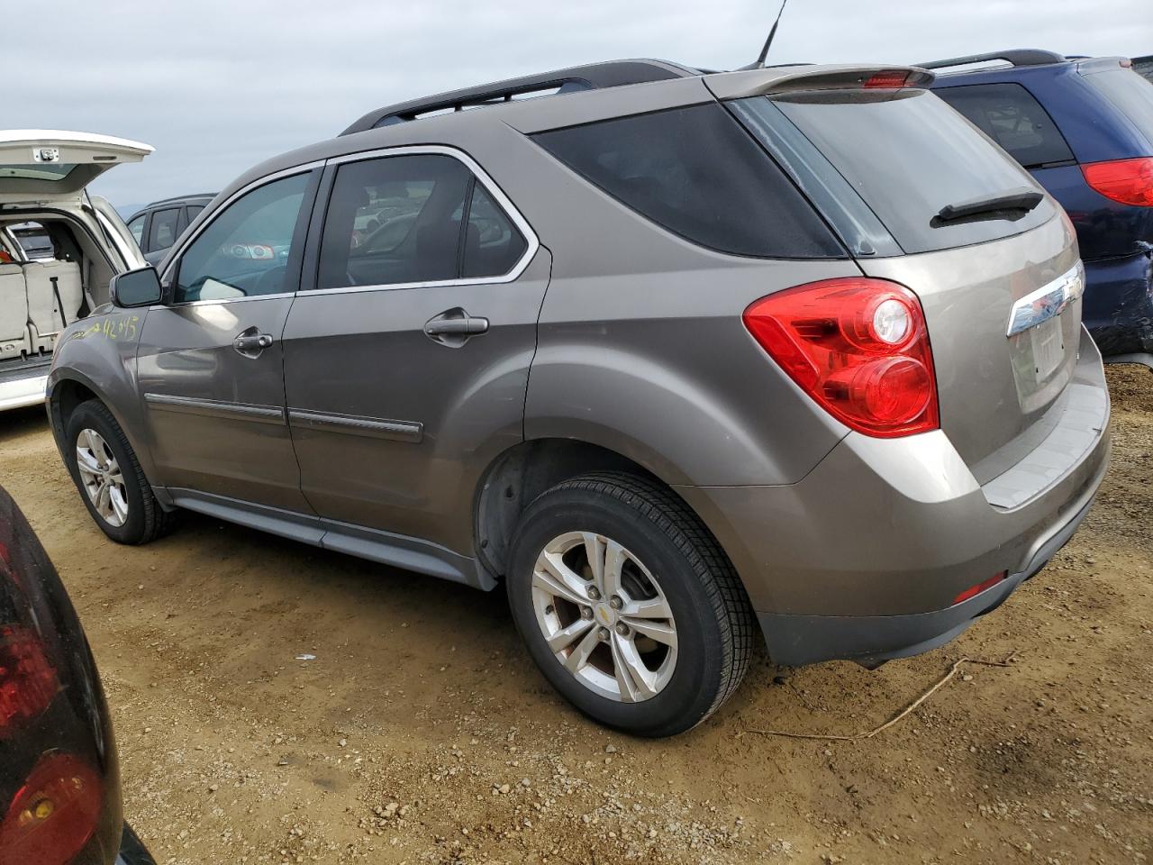 2011 Chevrolet Equinox - Image 2