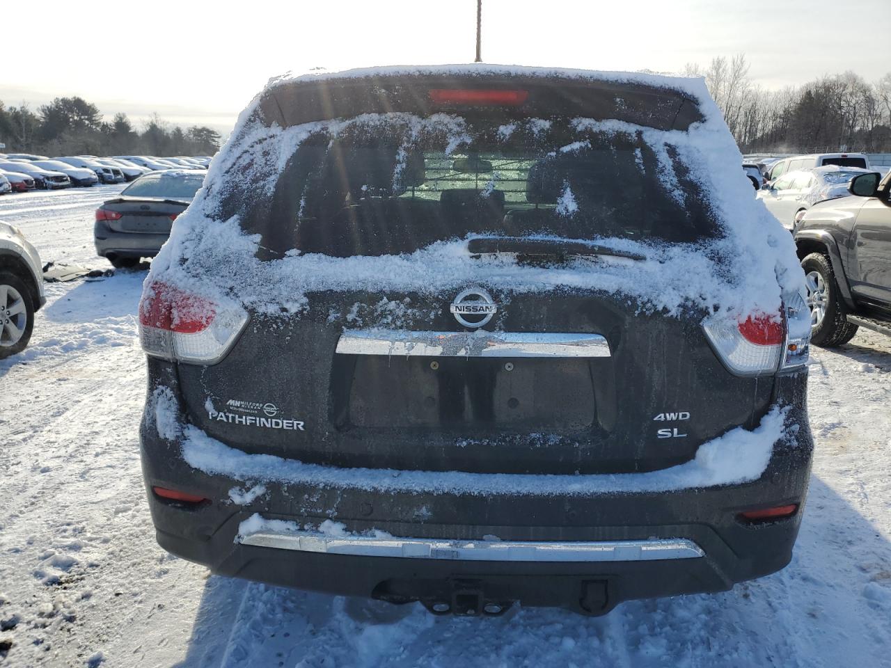 2013 Nissan Pathfinder - Image 6