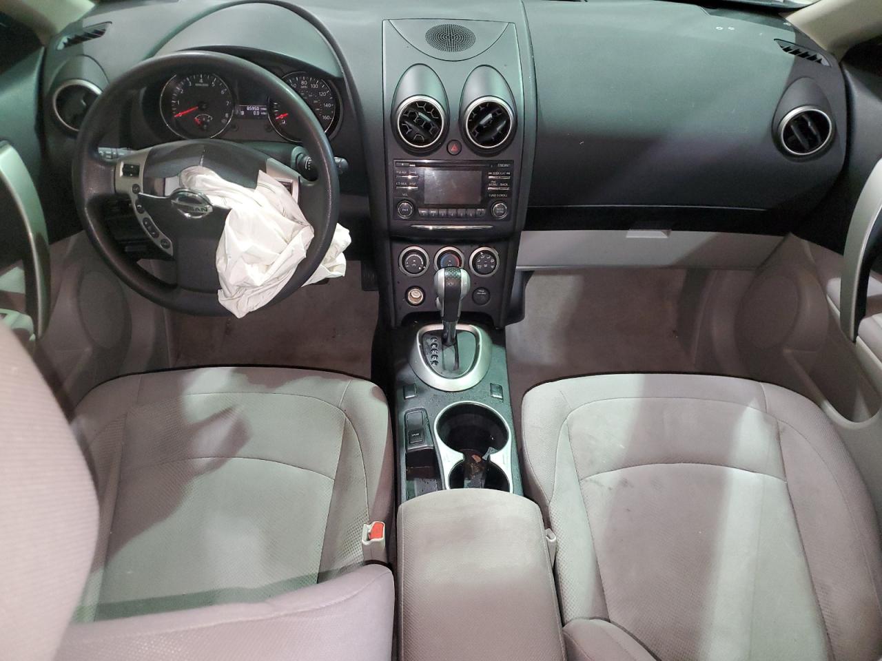2013 Nissan Rogue - Image 8