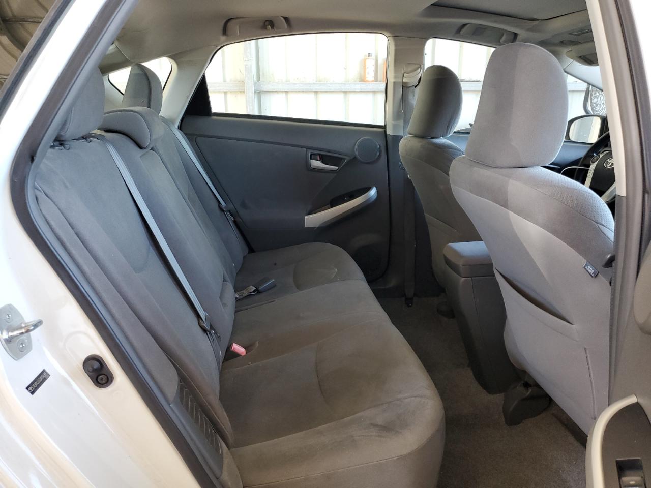 2010 Toyota Prius - Image 10