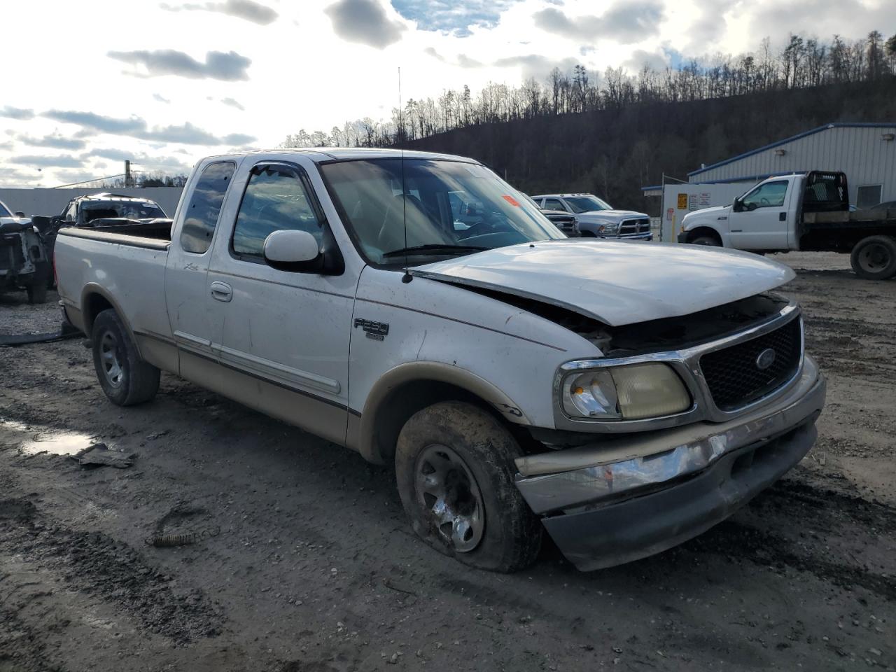 1999 Ford F250 - Image 4