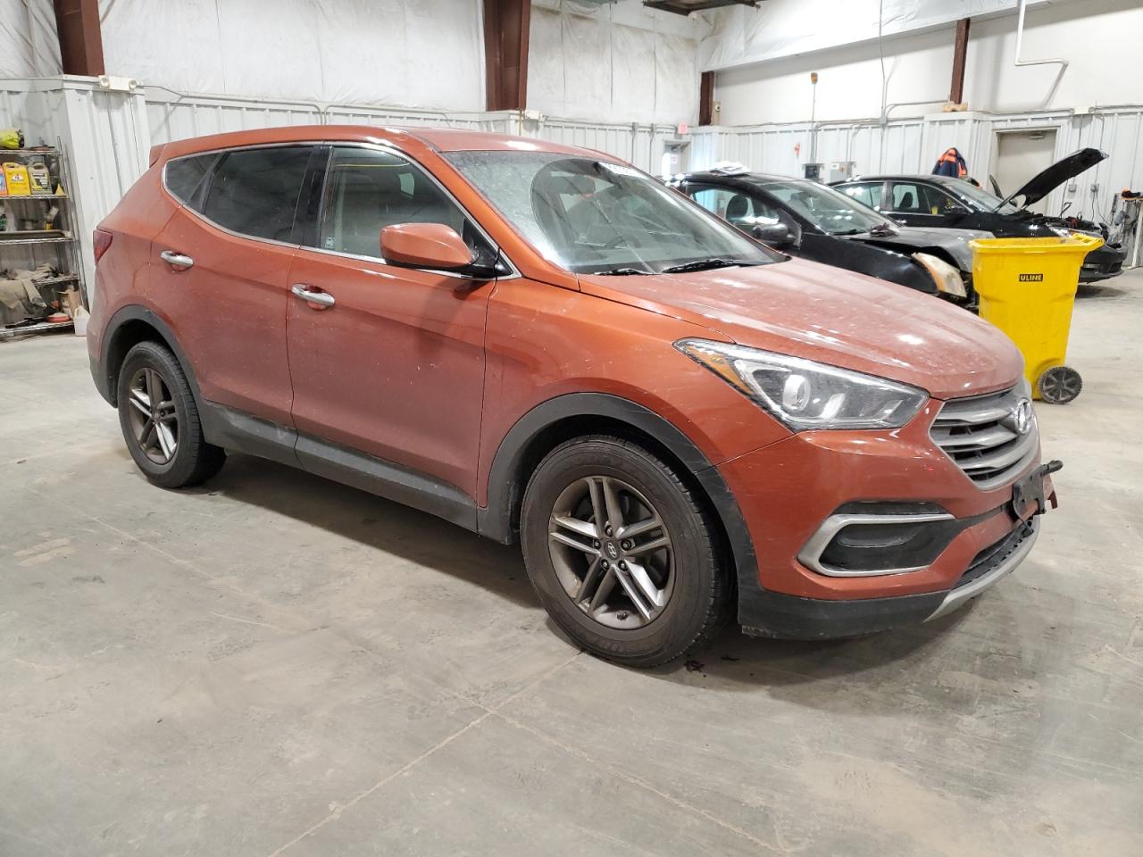 2017 Hyundai Santa Fe - Image 4
