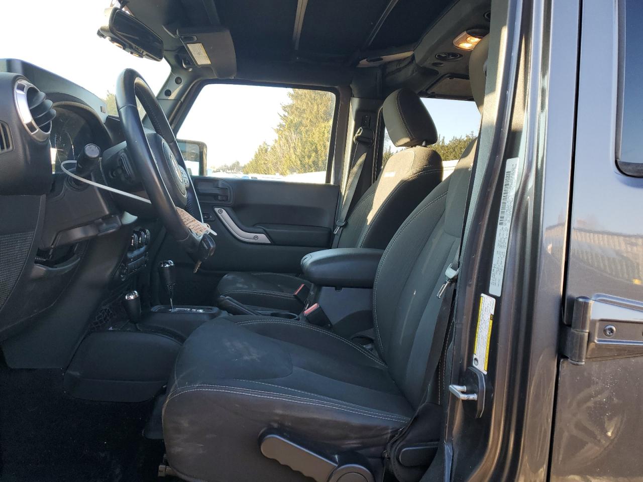2016 Jeep Wrangler - Image 7