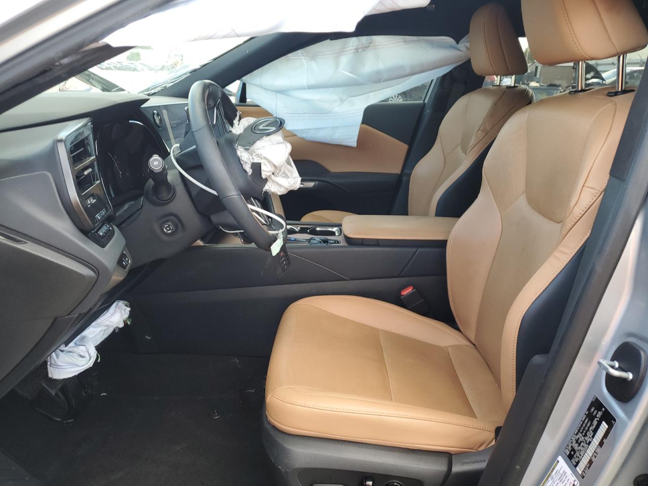 2024 Lexus RX - Image 7