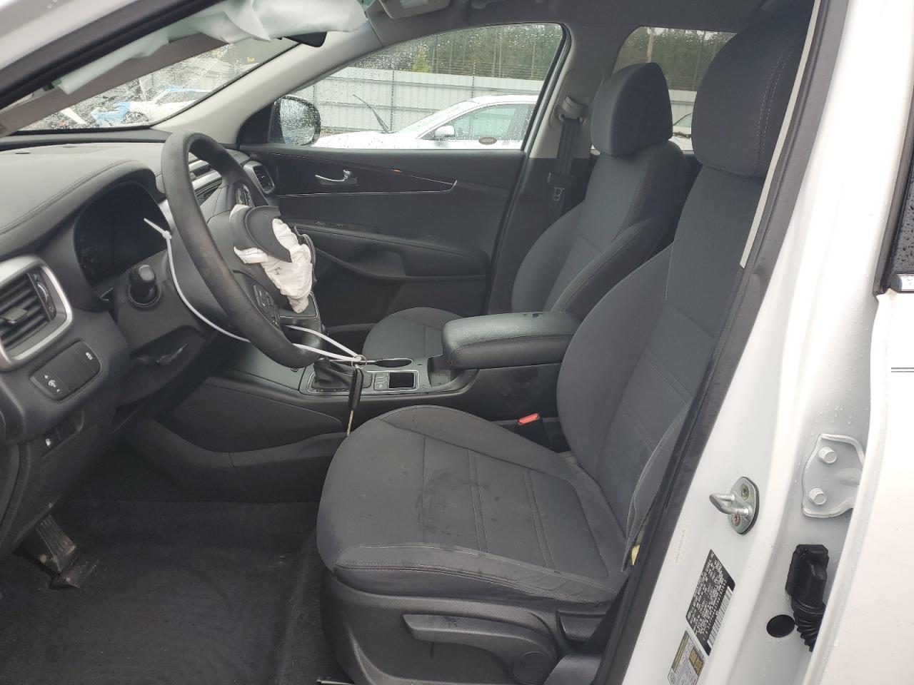 2017 Kia Sorento - Image 7