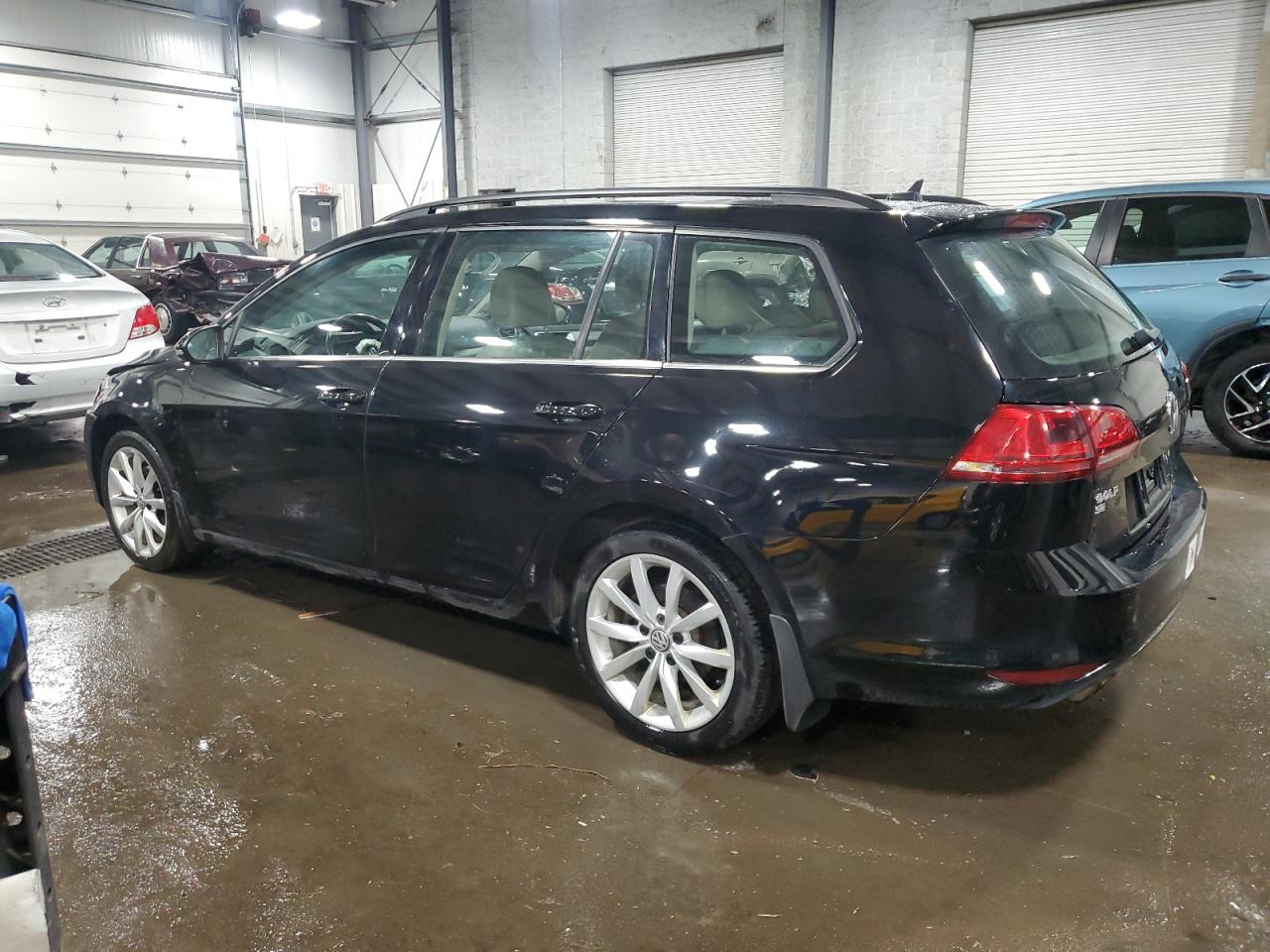 2017 Volkswagen Golf - Image 2