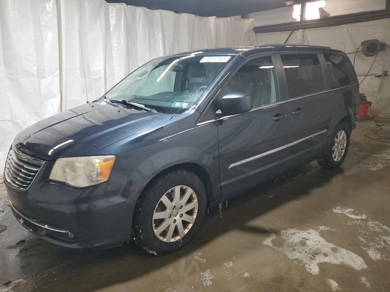 2013 Chrysler Town & Country - Image 1