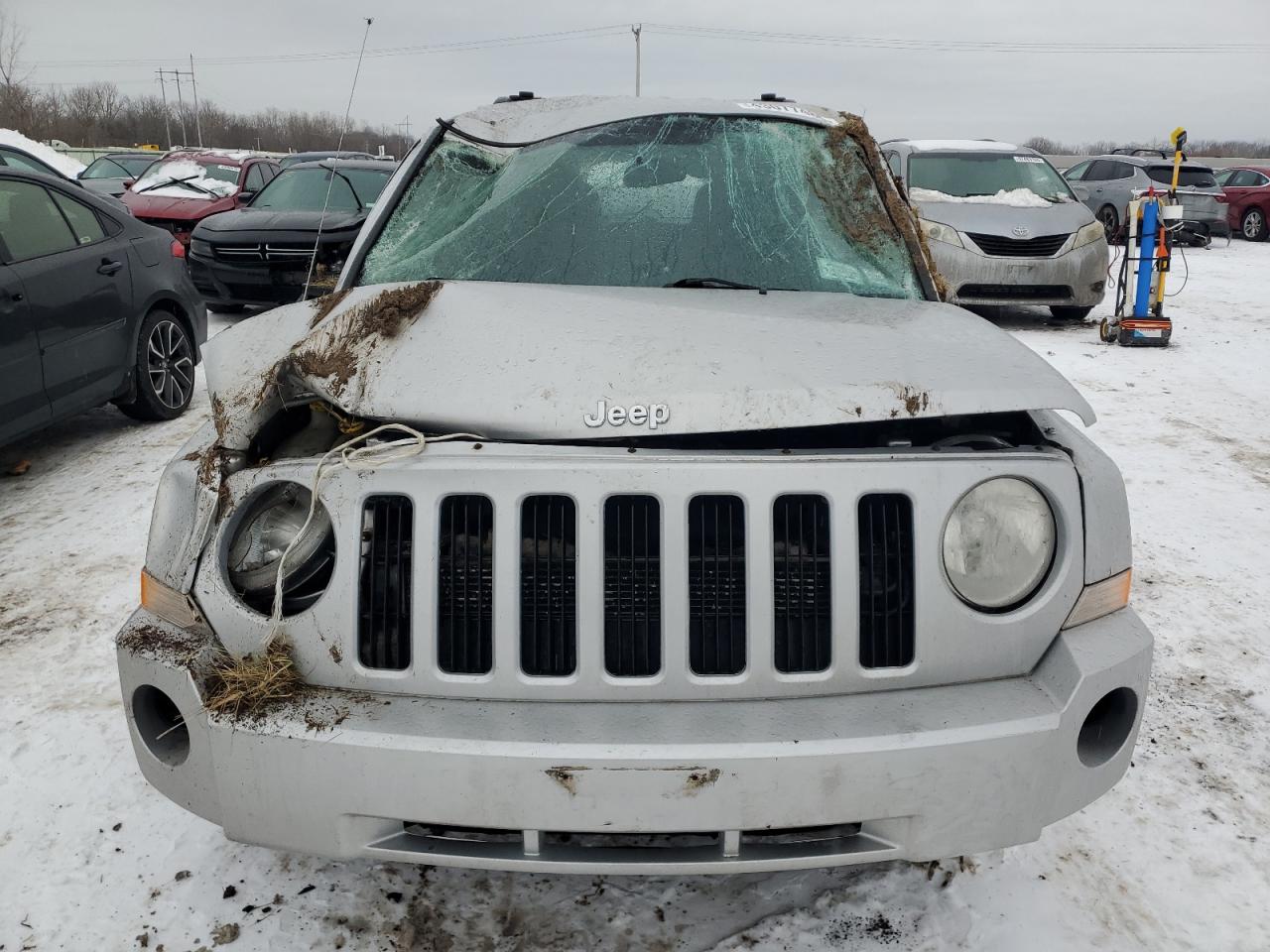 2010 Jeep Liberty (Patriot) - Image 5