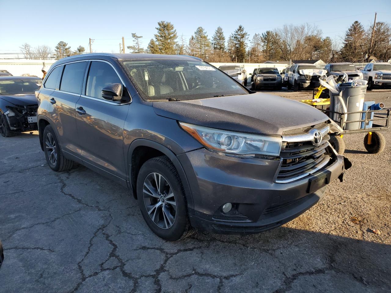 2016 Toyota Highlander - Image 4